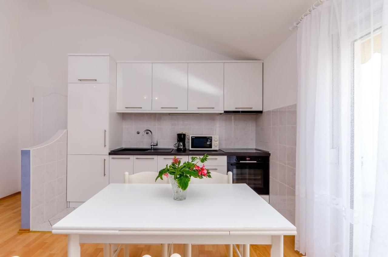 Apartments Maslina Трогір Екстер'єр фото