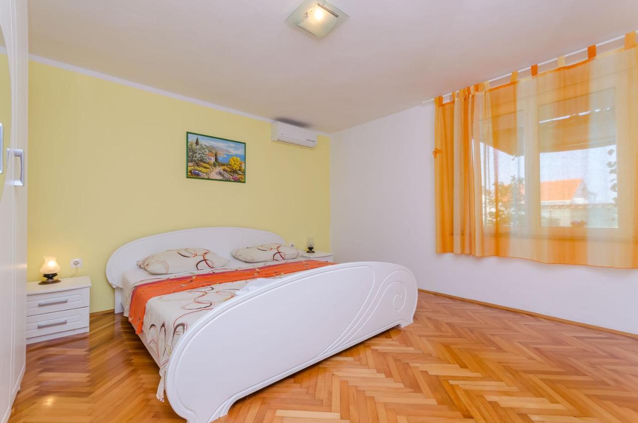Apartments Maslina Трогір Екстер'єр фото
