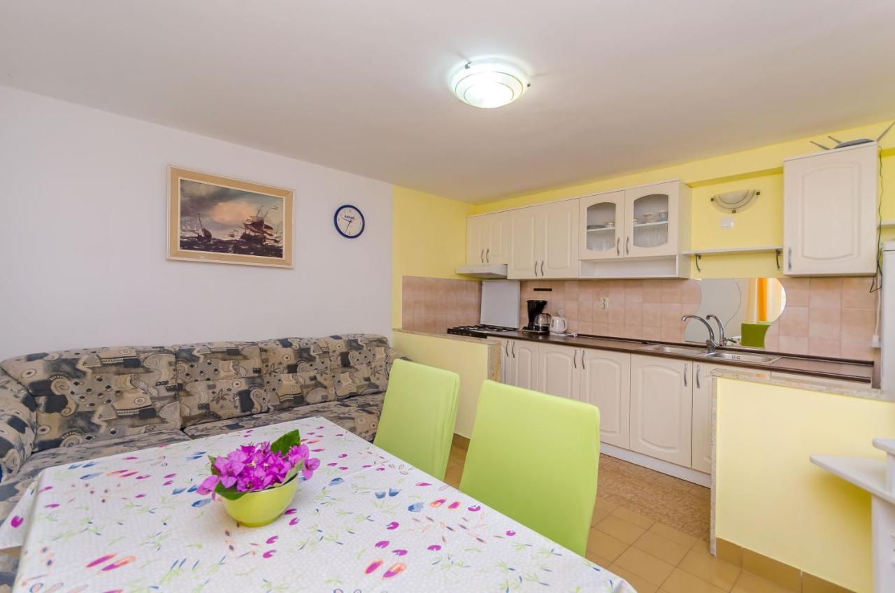 Apartments Maslina Трогір Екстер'єр фото