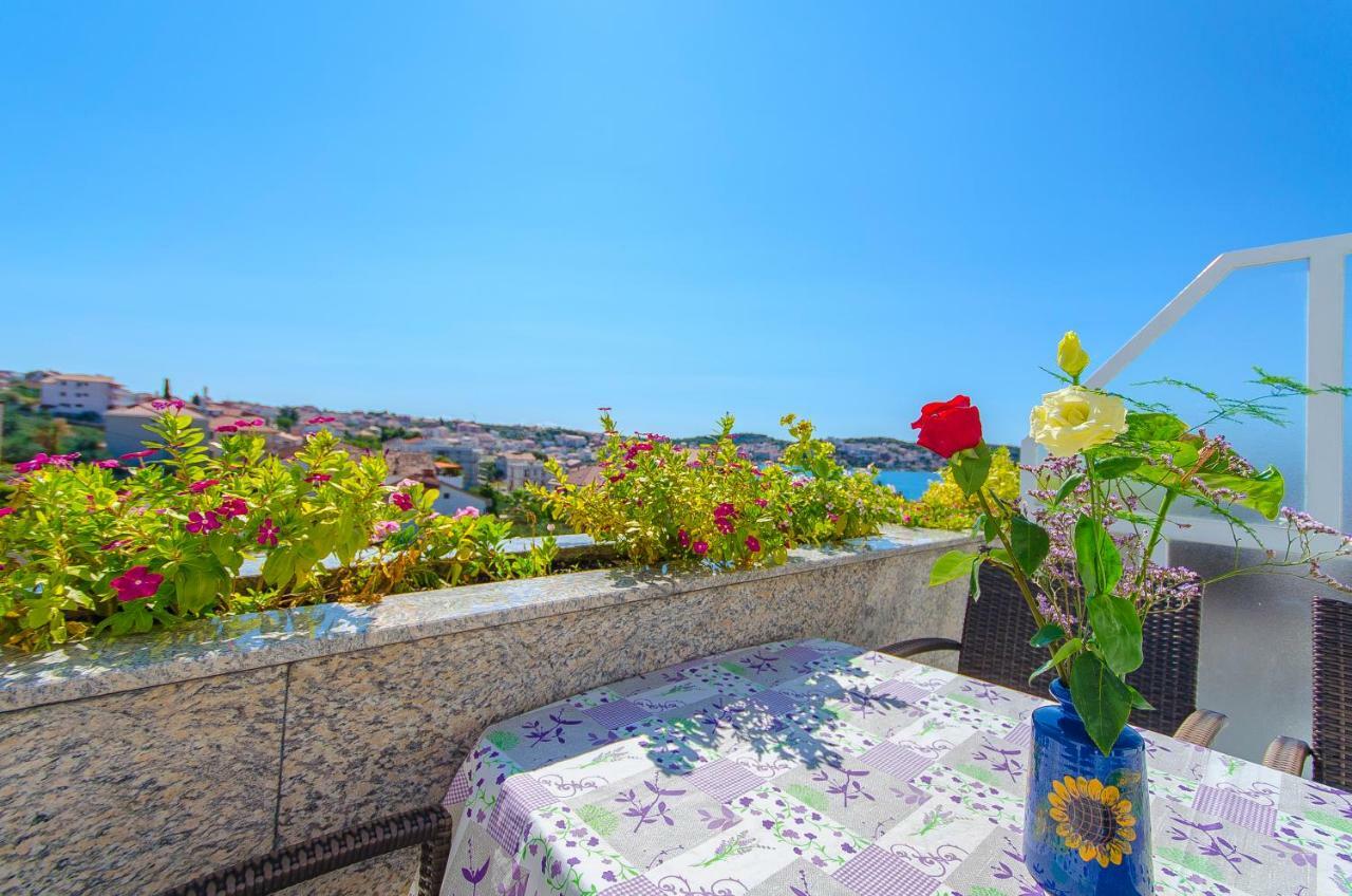 Apartments Maslina Трогір Екстер'єр фото