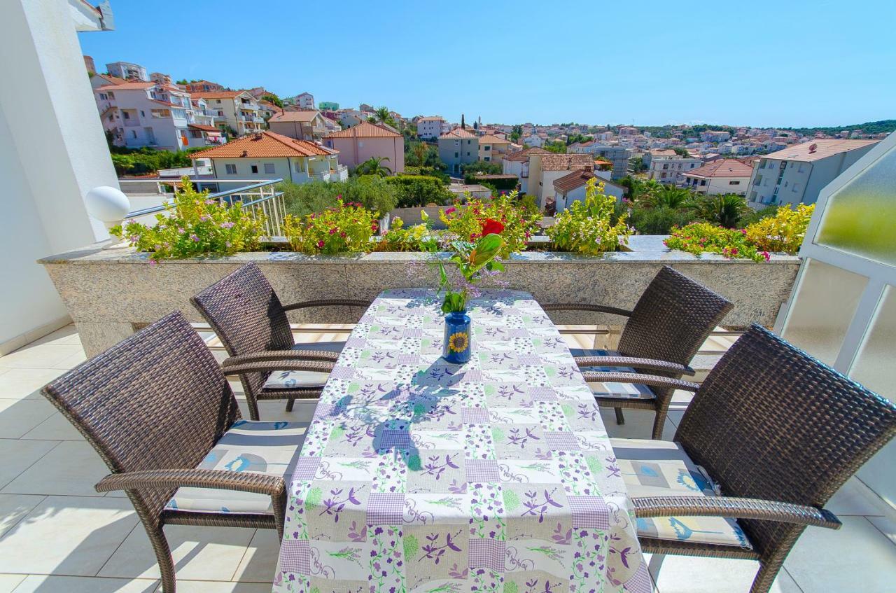 Apartments Maslina Трогір Екстер'єр фото